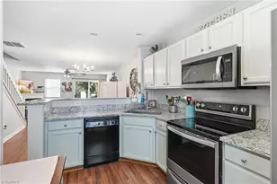 608 Grasswren Way, Greensboro, NC 27409 - Photo 10