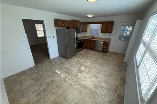 1688 Guilford Dr, Winston-Salem, NC 27127 - Photo 4