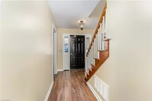 6003 Muirfield Dr, Greensboro, NC 27410 - Photo 6