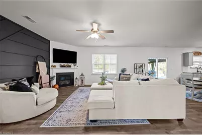 2482 Summersby Drive, Mebane, NC 27302 - Photo 4