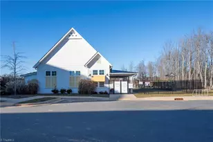 2049 Welden Ridge Rd, Kernersville, NC 27284 - Photo 46