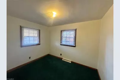 4106 Whitfield Road, Winston-Salem, NC 27105 - Photo 8