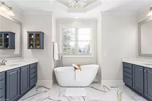 4111 Dublin Ct, Burlington, NC 27215 - Photo 2