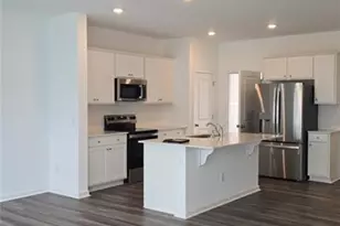 891 Pilot St, Haw River, NC 27258 - Photo 2