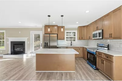 814 Montgomery Court, Walnut Cove, NC 27052 - Photo 14