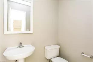 312 Apple Ridge Rd, Greensboro, NC 27406 - Photo 12