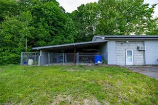 123 Buck Mountain Cir, West Jefferson, NC 28694 - Photo 4