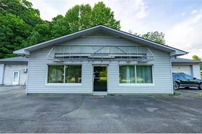 123 Buck Mountain Circle, West Jefferson, NC 28694 - Photo 2