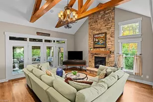 2002 Stratton Hills Ct, Greensboro, NC 27410 - Photo 12