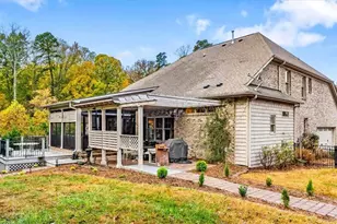 2002 Stratton Hills Ct, Greensboro, NC 27410 - Photo 36