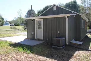 4820 Loff St, Jonesville, NC 28642 - Photo 4