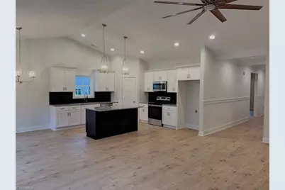 5034 Whitewood Lane, Winston-Salem, NC 27104 - Photo 12