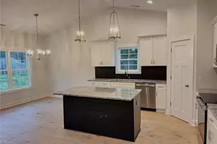 5034 Whitewood Ln, Winston-Salem, NC 27104 - Photo 4