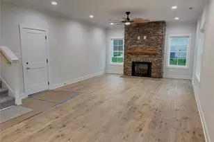 5040 Whitewood Ln, Winston-Salem, NC 27104 - Photo 4