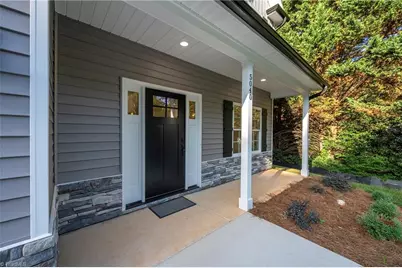 5040 Whitewood Lane, Winston-Salem, NC 27104 - Photo 2