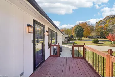 2004 Sunrise Circle, Lexington, NC 27295 - Photo 6