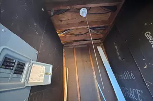 1303 W Meadowview Rd, Greensboro, NC 27403 - Photo 14