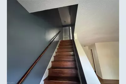 1303 W Meadowview Road #G, Greensboro, NC 27403 - Photo 6