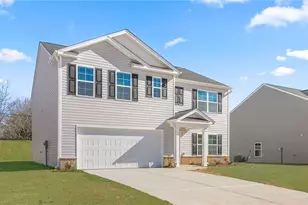 2005 Lily Dr, Haw River, NC 27258 - Photo 2