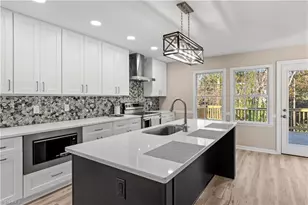 5309 Moss Creek Ln, Clemmons, NC 27012 - Photo 12