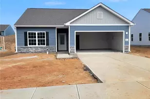 251 Macintosh Dr, King, NC 27021 - Photo 2