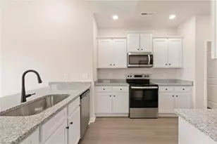 251 Macintosh Dr, King, NC 27021 - Photo 4