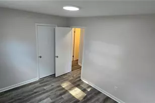 305 Spicewood Dr, Greensboro, NC 27405 - Photo 12