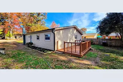 305 Spicewood Drive, Greensboro, NC 27405 - Photo 16