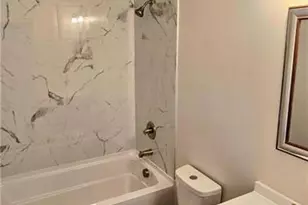 305 Spicewood Dr, Greensboro, NC 27405 - Photo 14