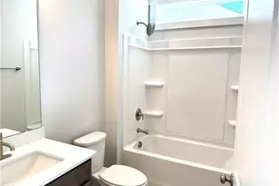 1990 Meadowview Dr, Graham, NC 27253 - Photo 6