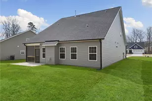 1990 Meadowview Dr, Graham, NC 27253 - Photo 34