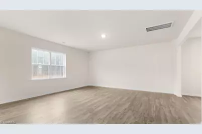 475 Lisa Lane, Winston-Salem, NC 27107 - Photo 10