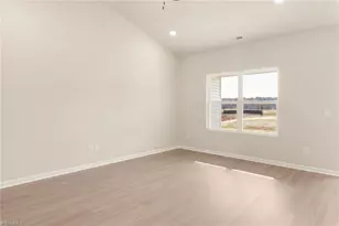 3458 Robindale Dr, Winston-Salem, NC 27107 - Photo 4