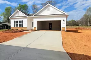3458 Robindale Dr, Winston-Salem, NC 27107 - Photo 2