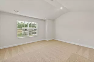 421 Robindale Ct, Winston-Salem, NC 27107 - Photo 16