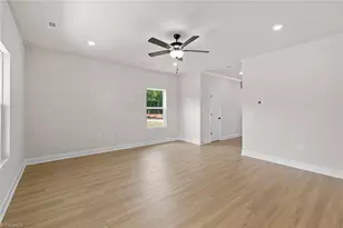 421 Robindale Ct, Winston-Salem, NC 27107 - Photo 6