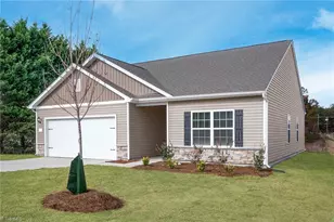 421 Robindale Ct, Winston-Salem, NC 27107 - Photo 2