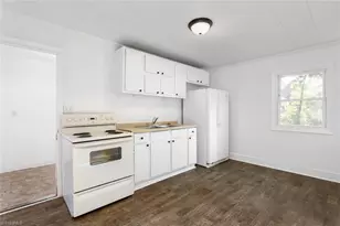 3512 Clymer St, Greensboro, NC 27407 - Photo 8