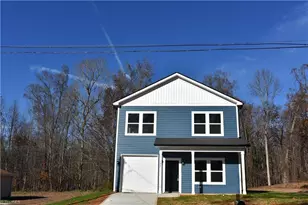 304 Pope St, Lexington, NC 27292 - Photo 2