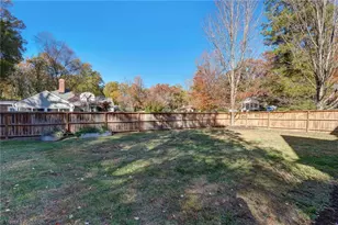 1900 Fernwood Dr, Greensboro, NC 27408 - Photo 28
