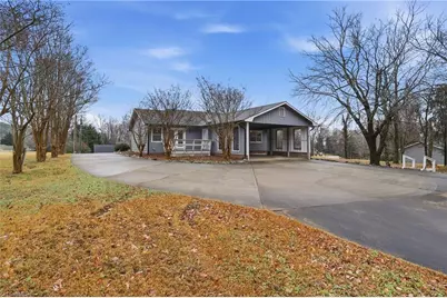 152 Wall Avenue, Thomasville, NC 27360 - Photo 26