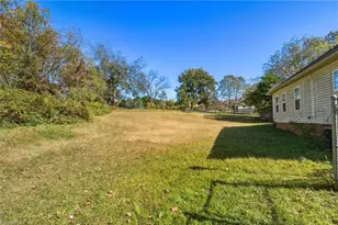 181 Timberwolfe Trl, Winston-Salem, NC 27107 - Photo 8