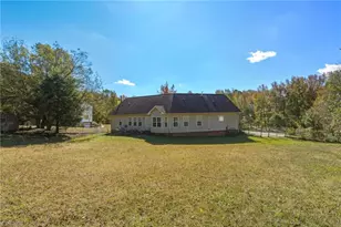 181 Timberwolfe Trl, Winston-Salem, NC 27107 - Photo 10