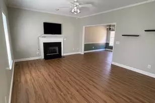 4409 Laurel Run Dr, Greensboro, NC 27410 - Photo 4