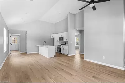 1105 Sunset Drive, Thomasville, NC 27360 - Photo 6