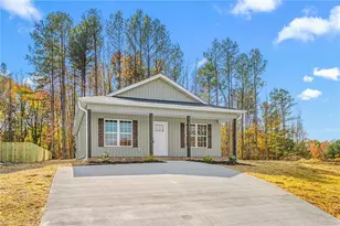 1105 Sunset Dr, Thomasville, NC 27360 - Photo 2