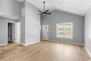 1105 Sunset Dr, Thomasville, NC 27360 - Photo 8