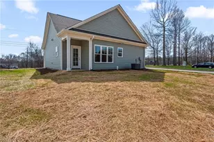 1376 Piedmont Dr, Lexington, NC 27295 - Photo 26