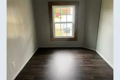 184 Benjamin Street, Mount Airy, NC 27030 - Photo 10