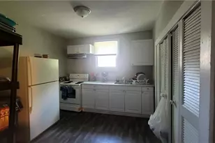 328 Ennis St, High Point, NC 27260 - Photo 4